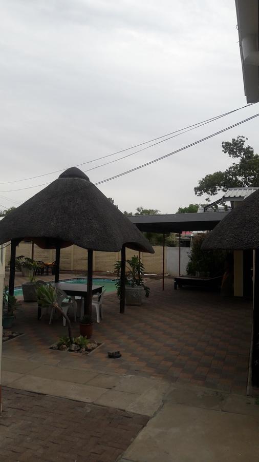 Guesthouse Villa Nina オカハンジャ エクステリア 写真